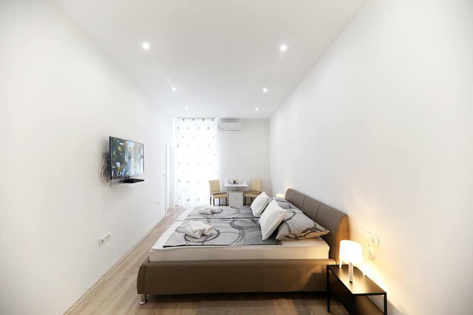 Studio Apartment Vito Zadar Bagian luar foto